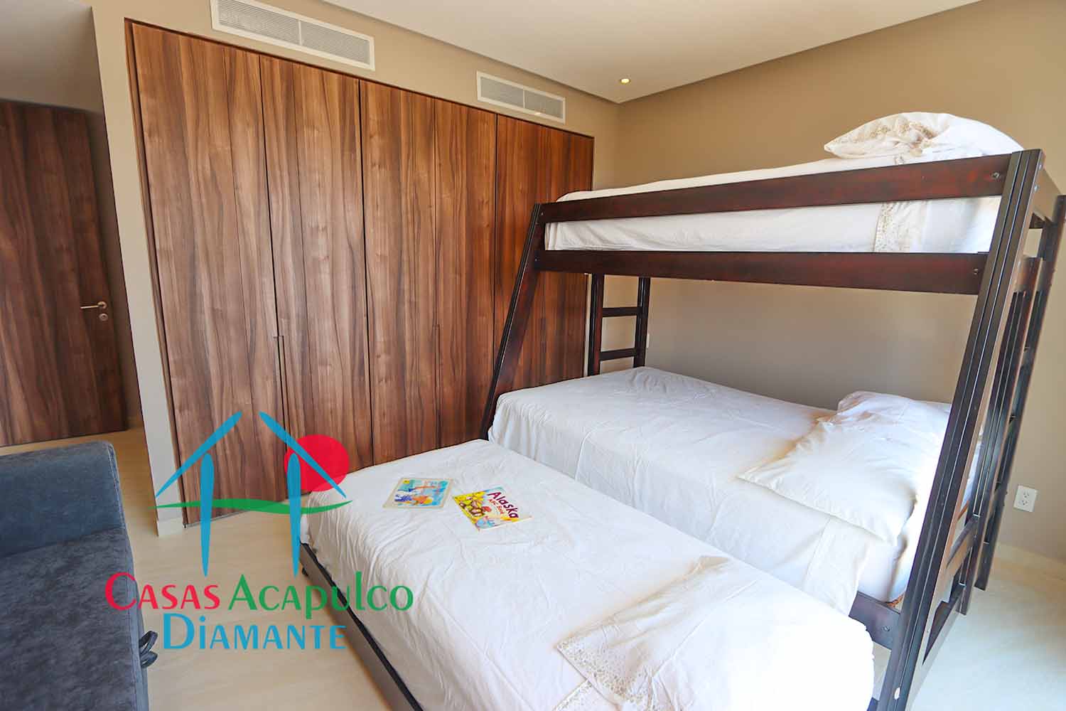 La Isla Emerald J5 - Recámara tres 2